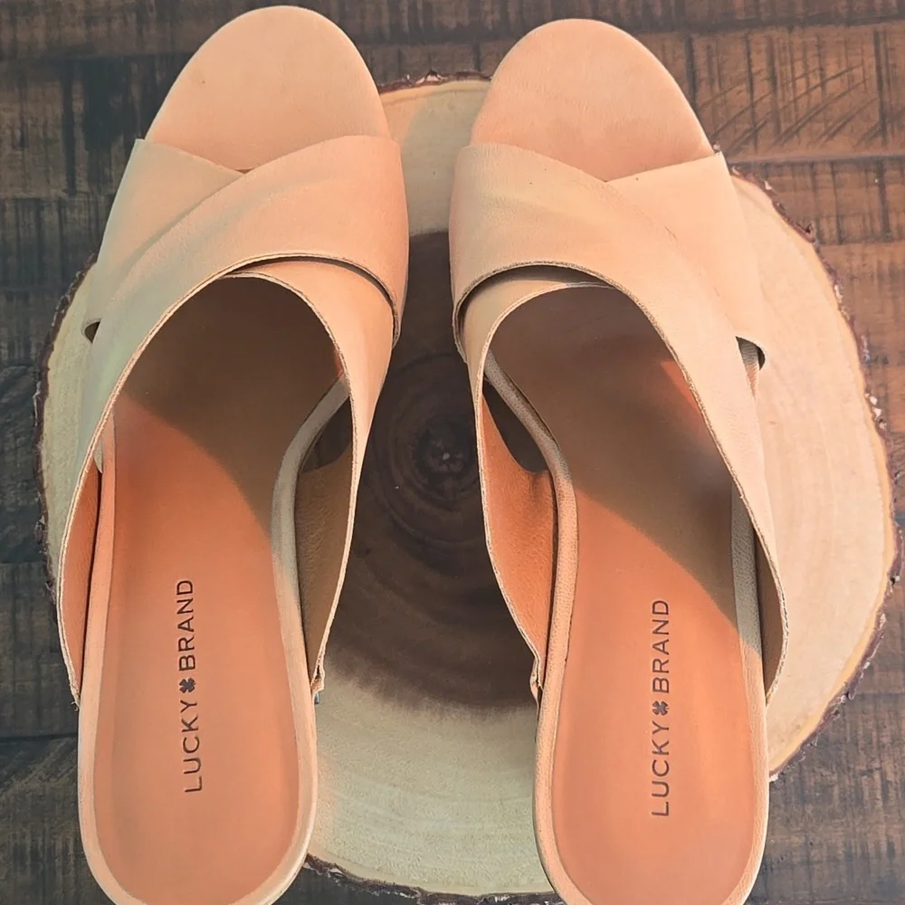 LUCKY BRAND Takara High Heel Woodgrain Platform Embellished Trim Sandal SZ 10 - Picture 7 of 13